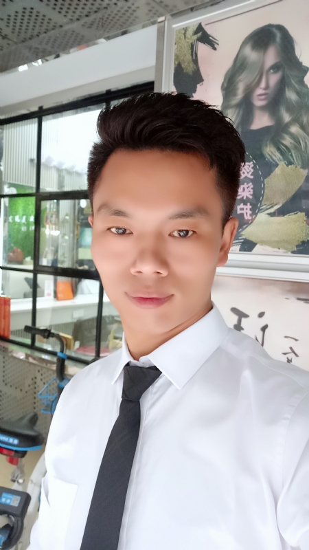 阳光男士的第一张照片--陕西蓝颜知己交友网