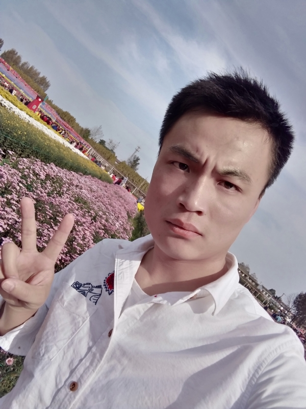 心碎无痕的第二张照片--陕西蓝颜知己交友网