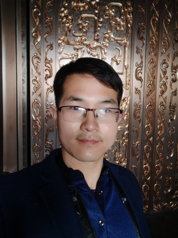 鹏鸟的第一张照片--陕西蓝颜知己交友网