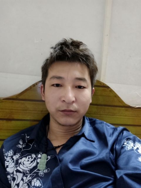 时光的第一张照片--陕西蓝颜知己交友网