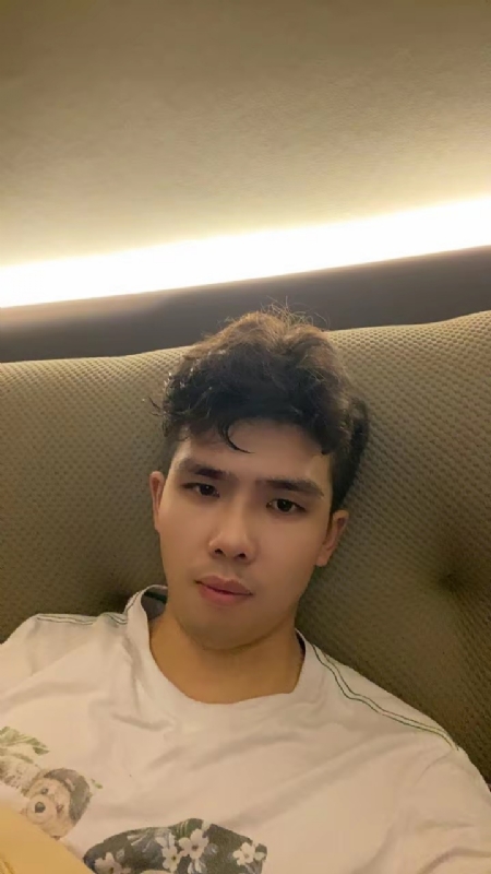 阿龙设计师的第一张照片--陕西蓝颜知己交友网